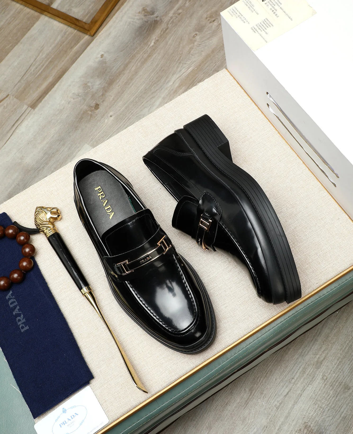 Men's men's shoes 💰540 (water-dyed cow leather) 📛📛PRADA high-end counter's latest formal business leather shoes 👔original and highest quality! Imported from Italy 🇮🇹 first-layer calfskin fabric ➕ cowhide lining Original outsole Formal size: 38➖44 (45 customized)